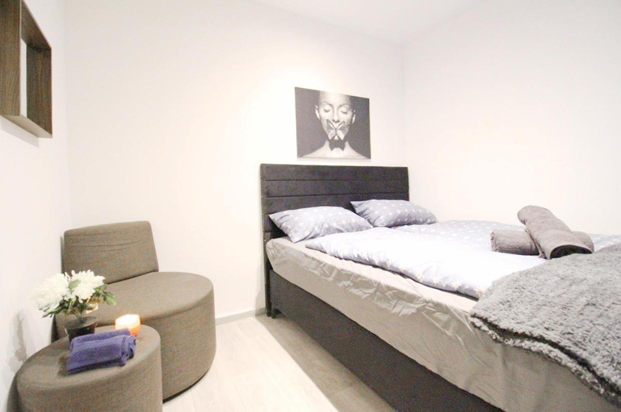 Comfortable In Akh Area Privatunterkunft Wien