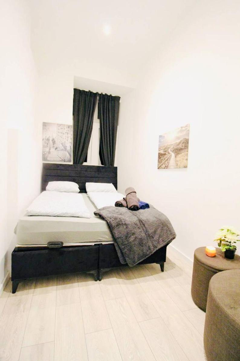 Privatunterkunft Comfortable In Akh Area